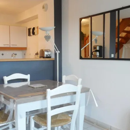 בית נופש 3 Pieces Avec Jardin Privatif Sud, Parking, Piscine - Proche Port Guillaume - Fr-1-487-320 *