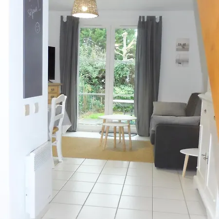3 Pieces Avec Jardin Privatif Sud, Parking, Piscine - Proche Port Guillaume - Fr-1-487-320