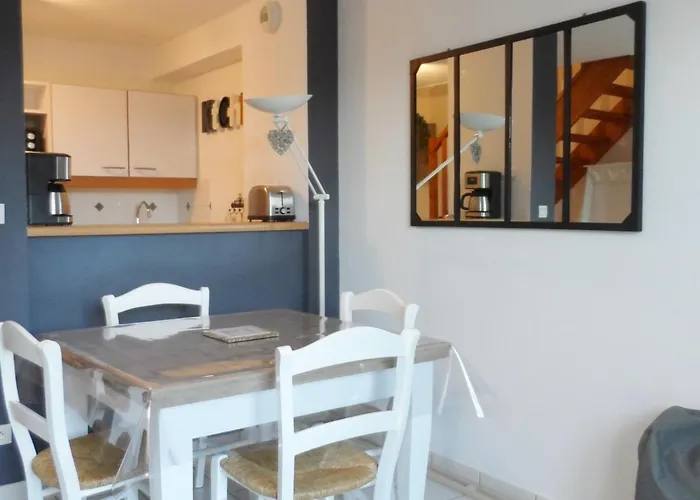 בית נופש 3 Pieces Avec Jardin Privatif Sud, Parking, Piscine - Proche Port Guillaume - Fr-1-487-320 *