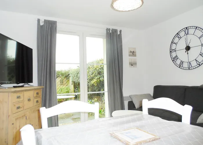 3 Pieces Avec Jardin Privatif Sud, Parking, Piscine - Proche Port Guillaume - Fr-1-487-320 בית נופש *